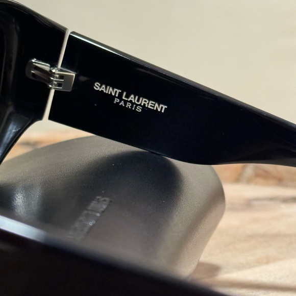 NEW, SAINT LAURENT SL 498 001 SUNGLASSES, AUTHENTIC - Picture 6 of 16